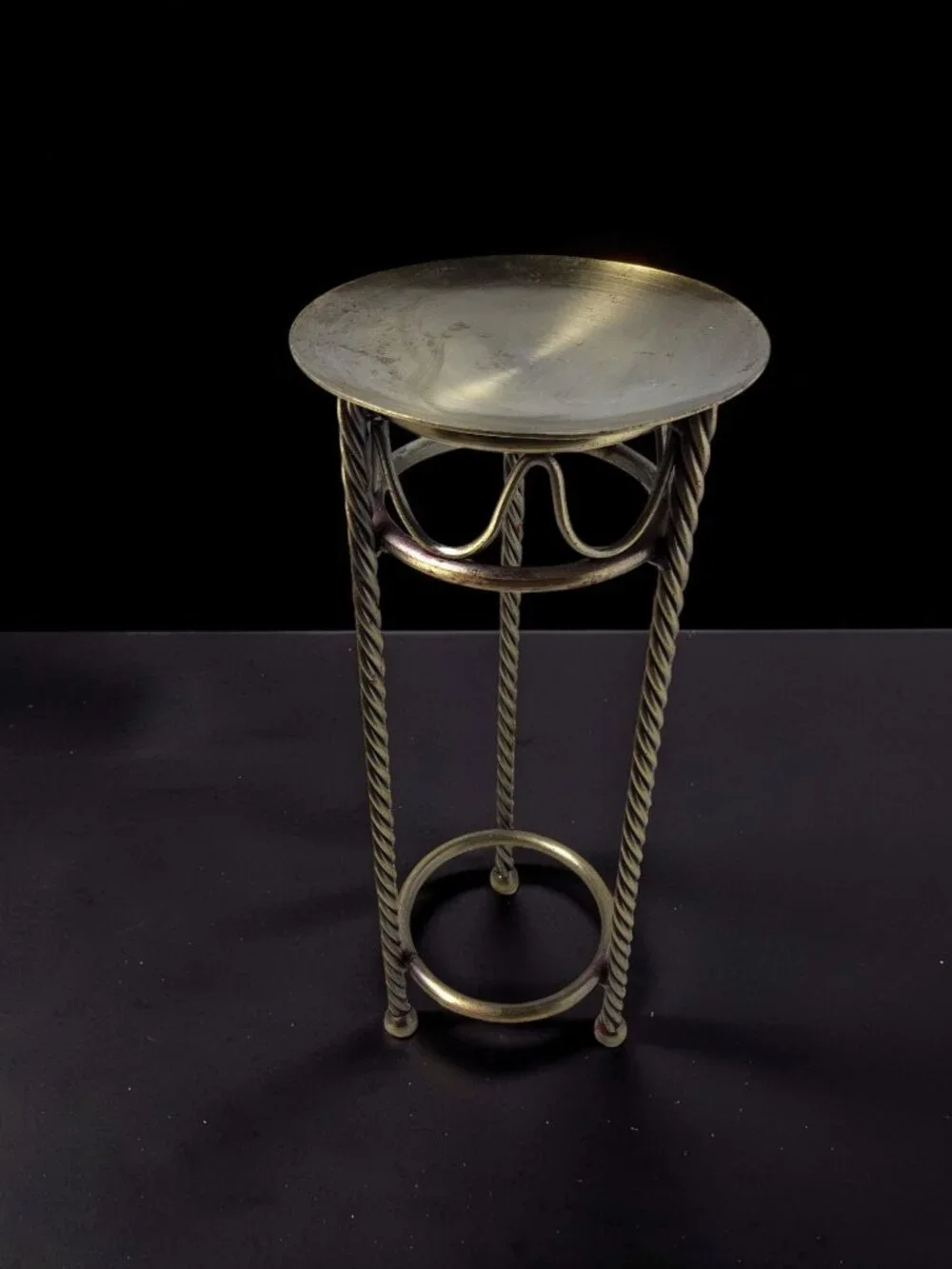 Vintage Twisted Legs Design Metal plant stand or pillar candle holder